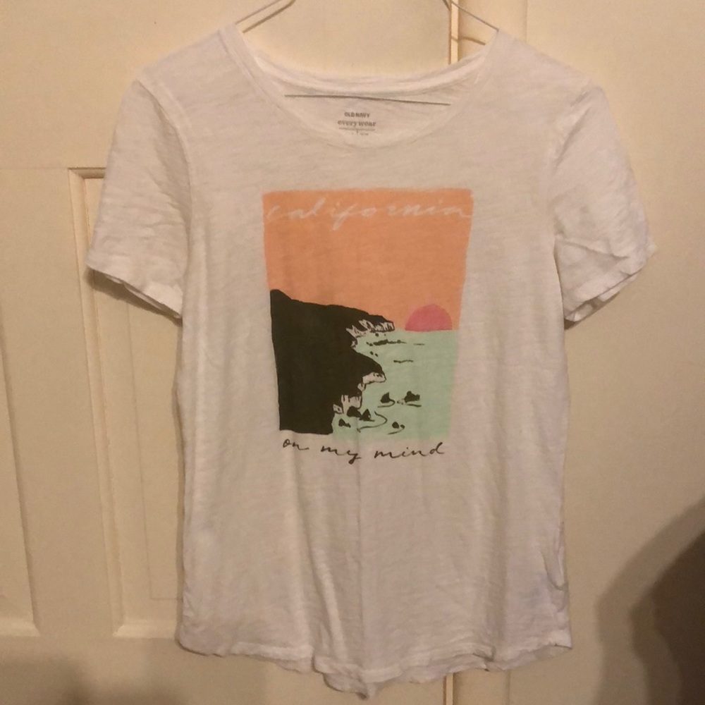 Everyday tee